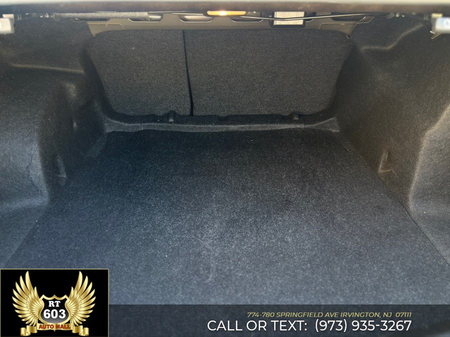 Used 2025 Chevrolet Malibu LT FWD image 7