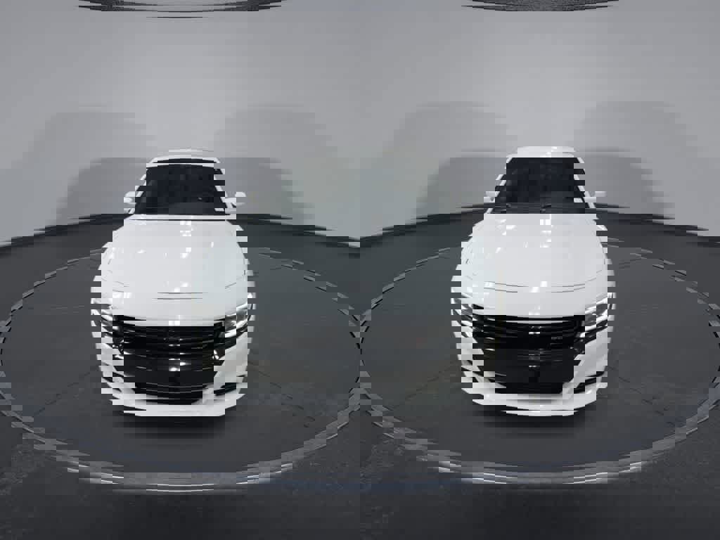 Used 2018 Dodge Charger GT image 3