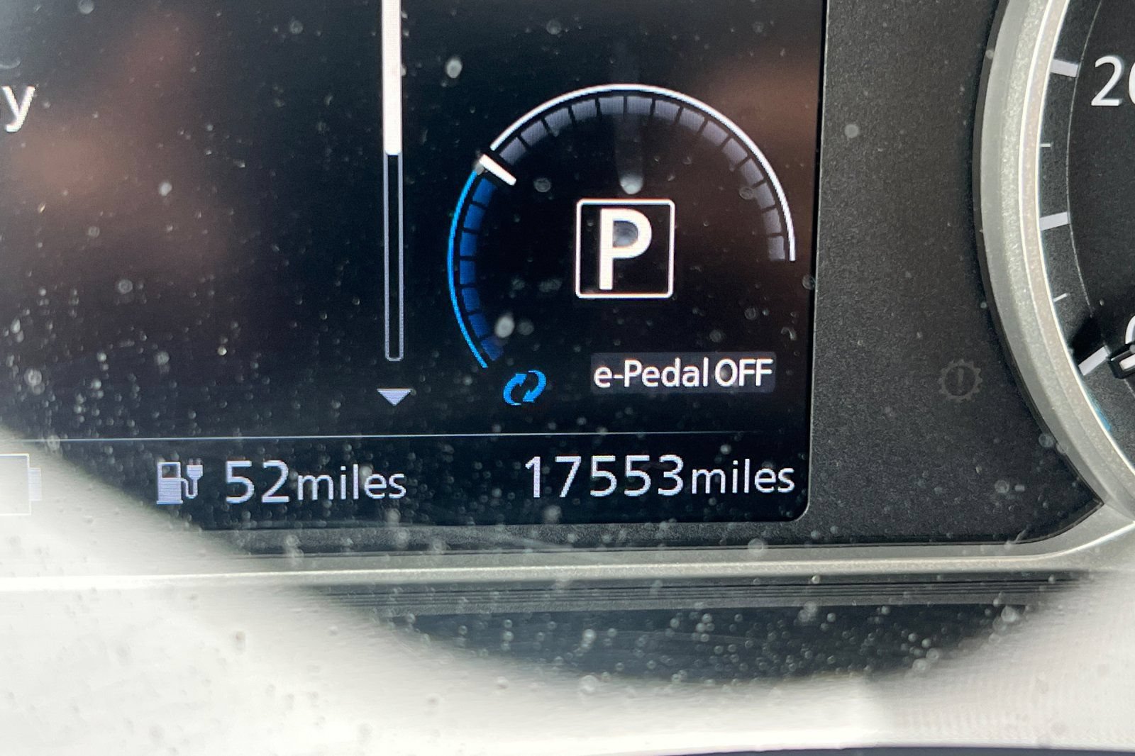 Certified 2025 Nissan Leaf S FWD image 30