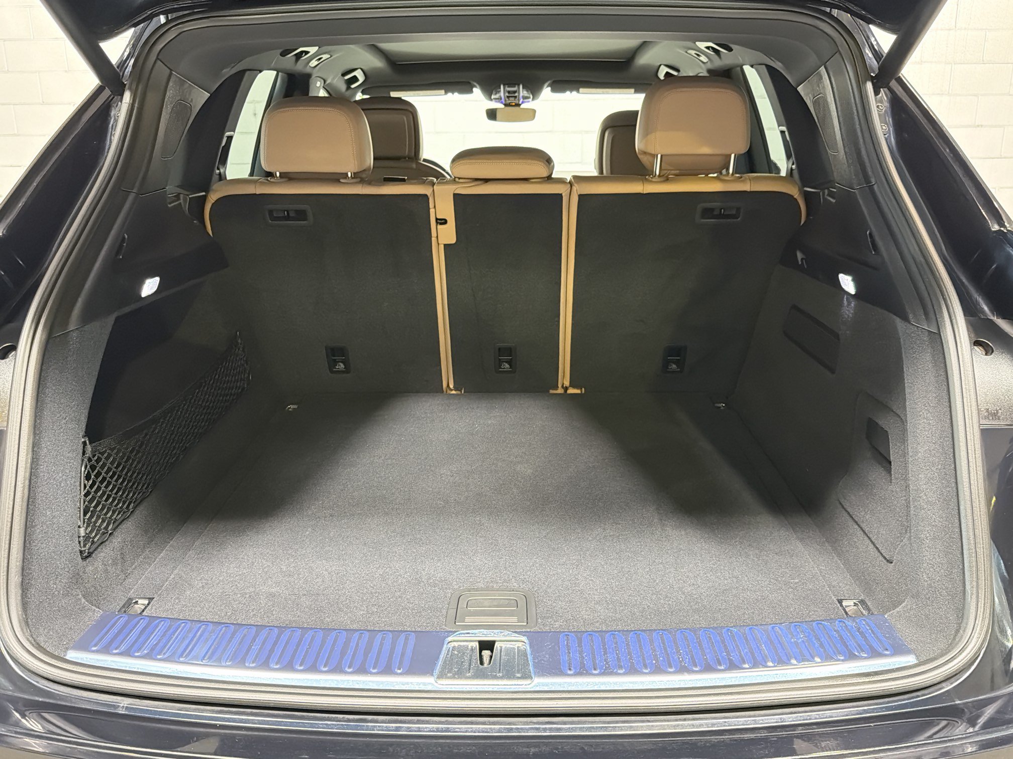 Certified 2020 Porsche Cayenne AWD/4WD image 13