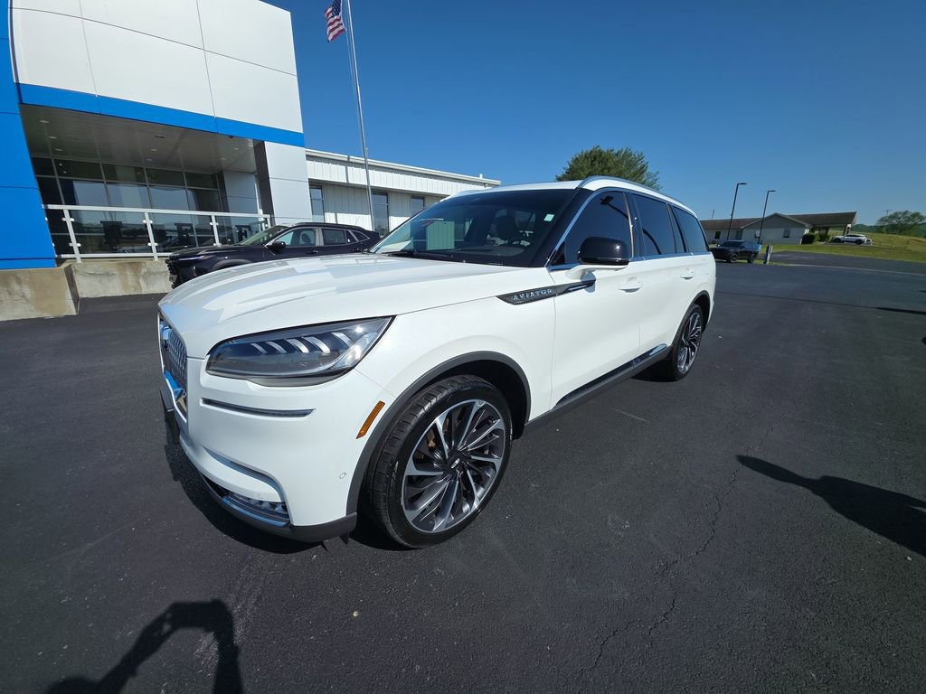 Used 2021 Lincoln Aviator Reserve w/ Equipment Group 201A AWD/4WD image 9
