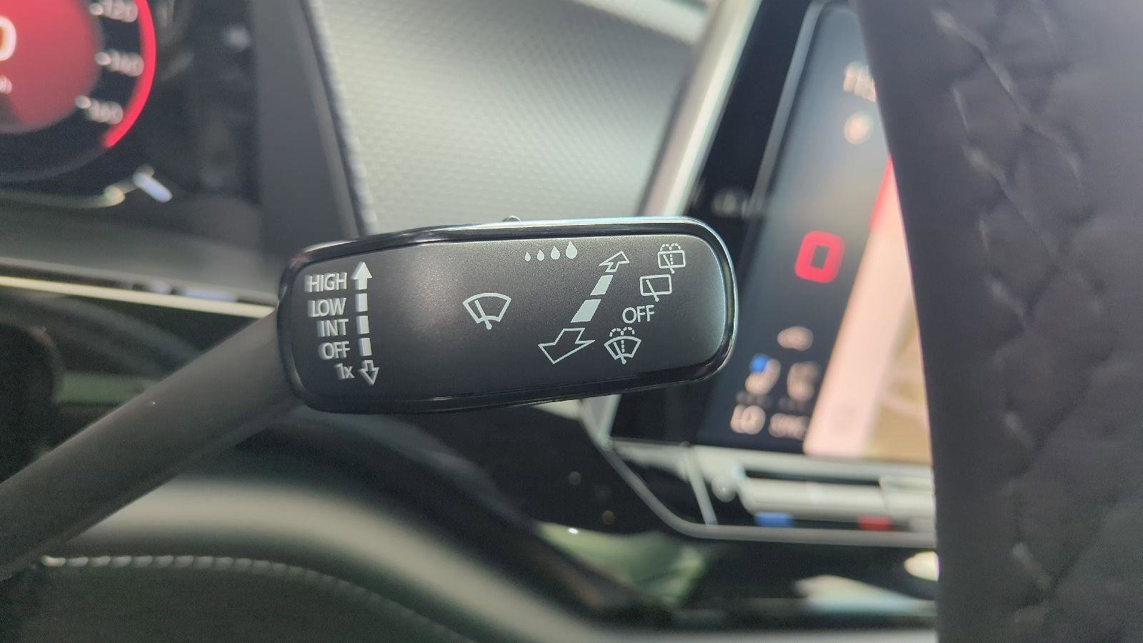 New 2026 Volkswagen Atlas Cross Sport SEL Premium R-Line image 27