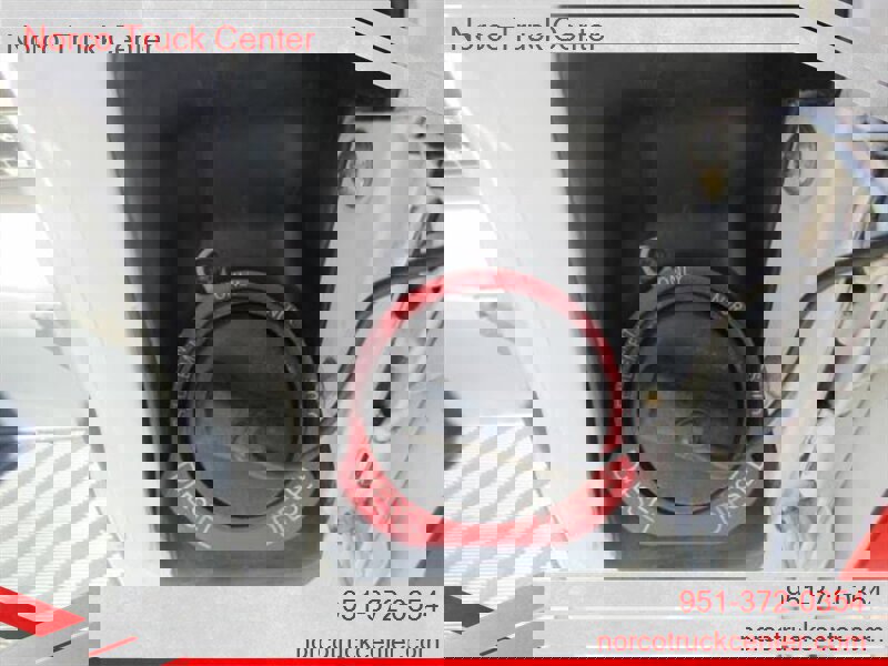 Used 2005 Dodge Sprinter 2500 image 13