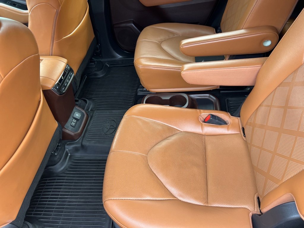 Used 2022 Toyota Highlander Platinum image 24