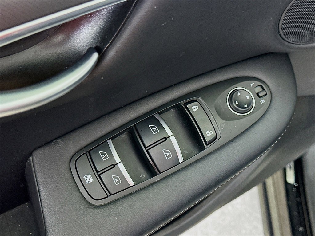 Used 2025 INFINITI QX50 Pure image 20