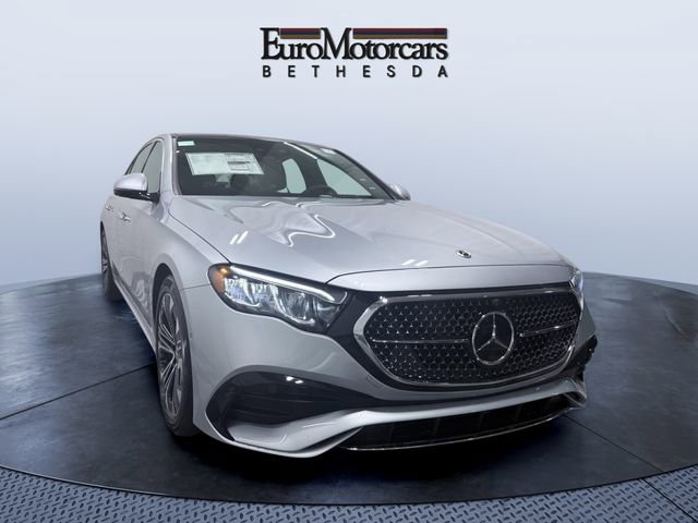 New 2026 Mercedes-Benz E 450 4MATIC Sedan image 4