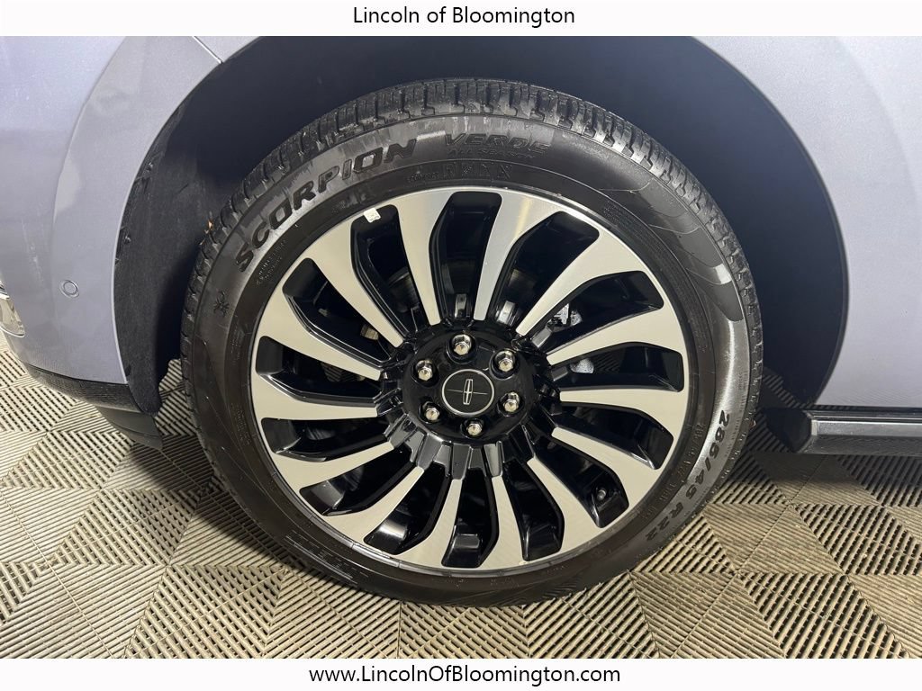 Certified 2022 Lincoln Navigator L Black Label AWD/4WD image 15