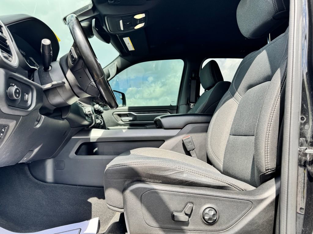 Used 2021 RAM 1500 Big Horn AWD/4WD image 17
