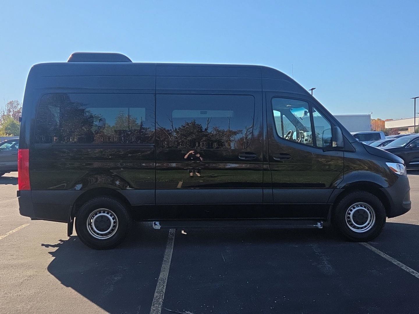 Used 2019 Mercedes-Benz Sprinter 2500 image 9