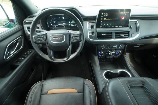 Used 2024 GMC Yukon AT4 w/ Technology Package image 13