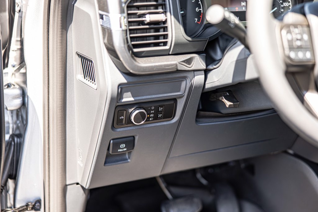 Used 2026 Ford F150 STX AWD/4WD image 16