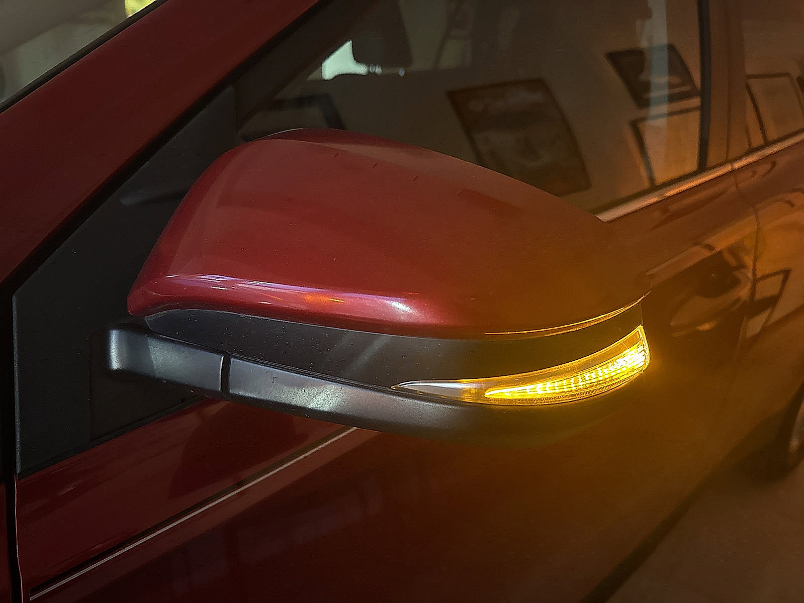 Used 2013 Toyota RAV4 XLE image 17