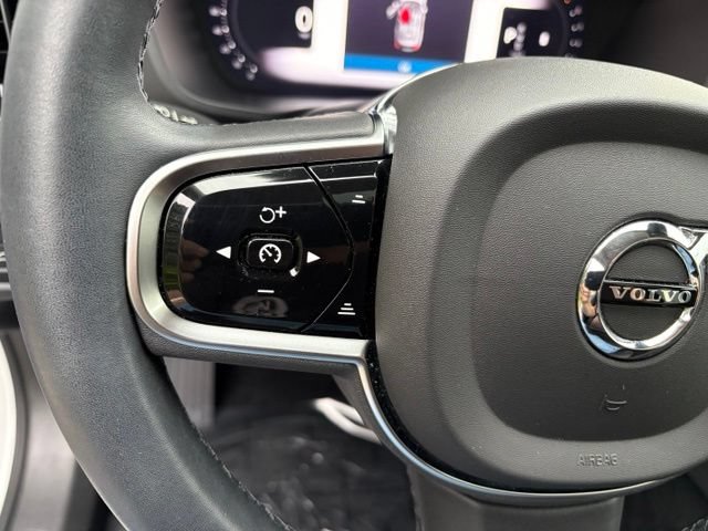 Used 2024 Volvo XC60 B5 Plus w/ Protection Package Premier AWD/4WD image 27