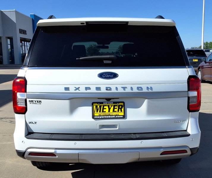 Used 2023 Ford Expedition Max XLT RWD image 7