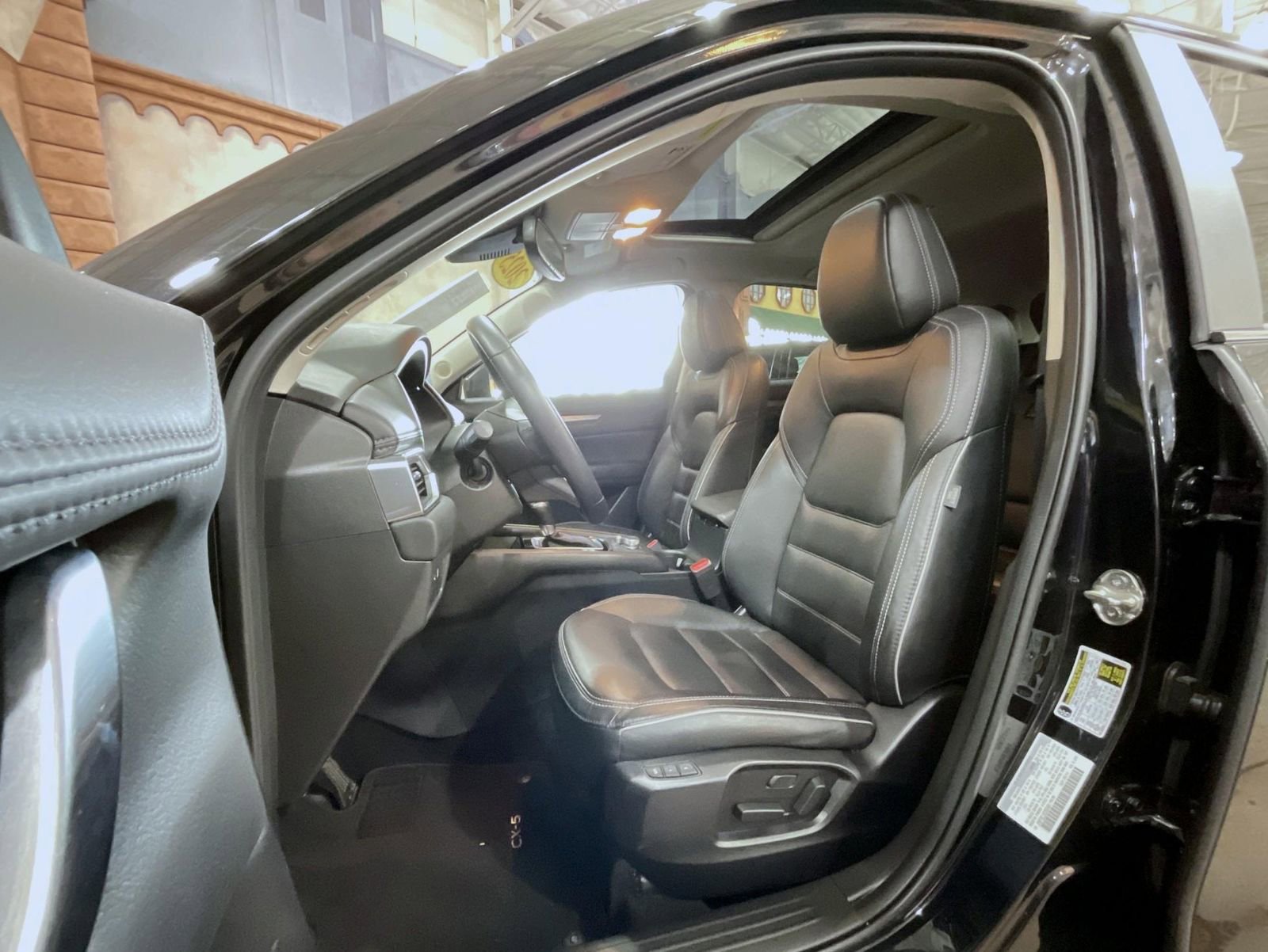 Used 2025 MAZDA CX-5 AWD 2.5 S w/ Preferred Package image 10