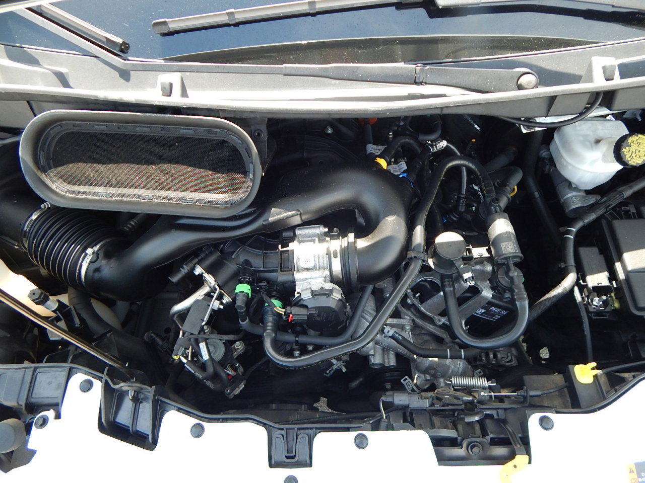 Used 2023 Ford Transit 250 148 High Roof Extended w/ Load Area Protection Package RWD image 27