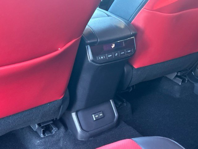 Used 2024 Toyota Highlander XSE AWD/4WD image 33