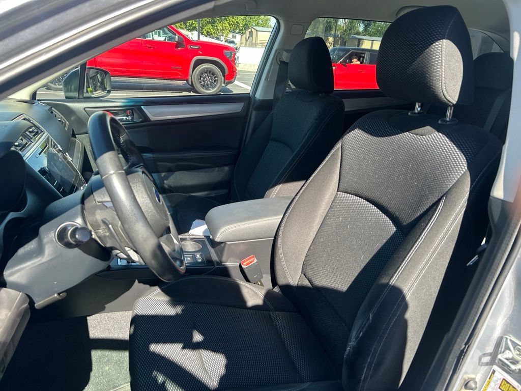 Used 2018 Subaru Outback 2.5i Premium w/ Protection Package #1 AWD/4WD image 9
