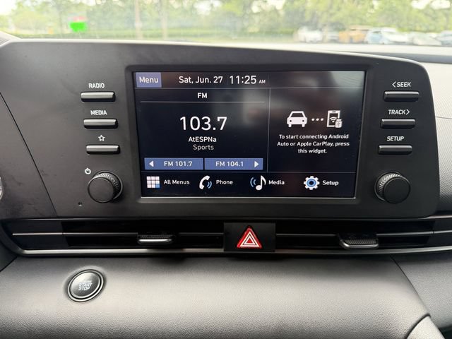 Used 2025 Hyundai Elantra Sport FWD image 17