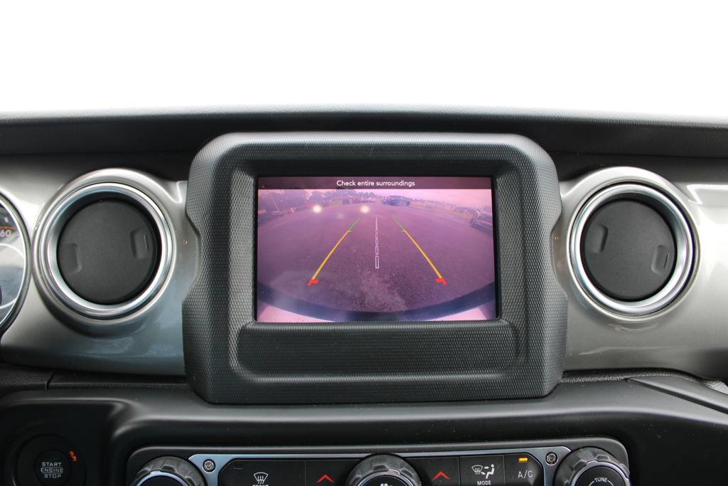 Used 2020 Jeep Wrangler Unlimited Sahara AWD/4WD image 47