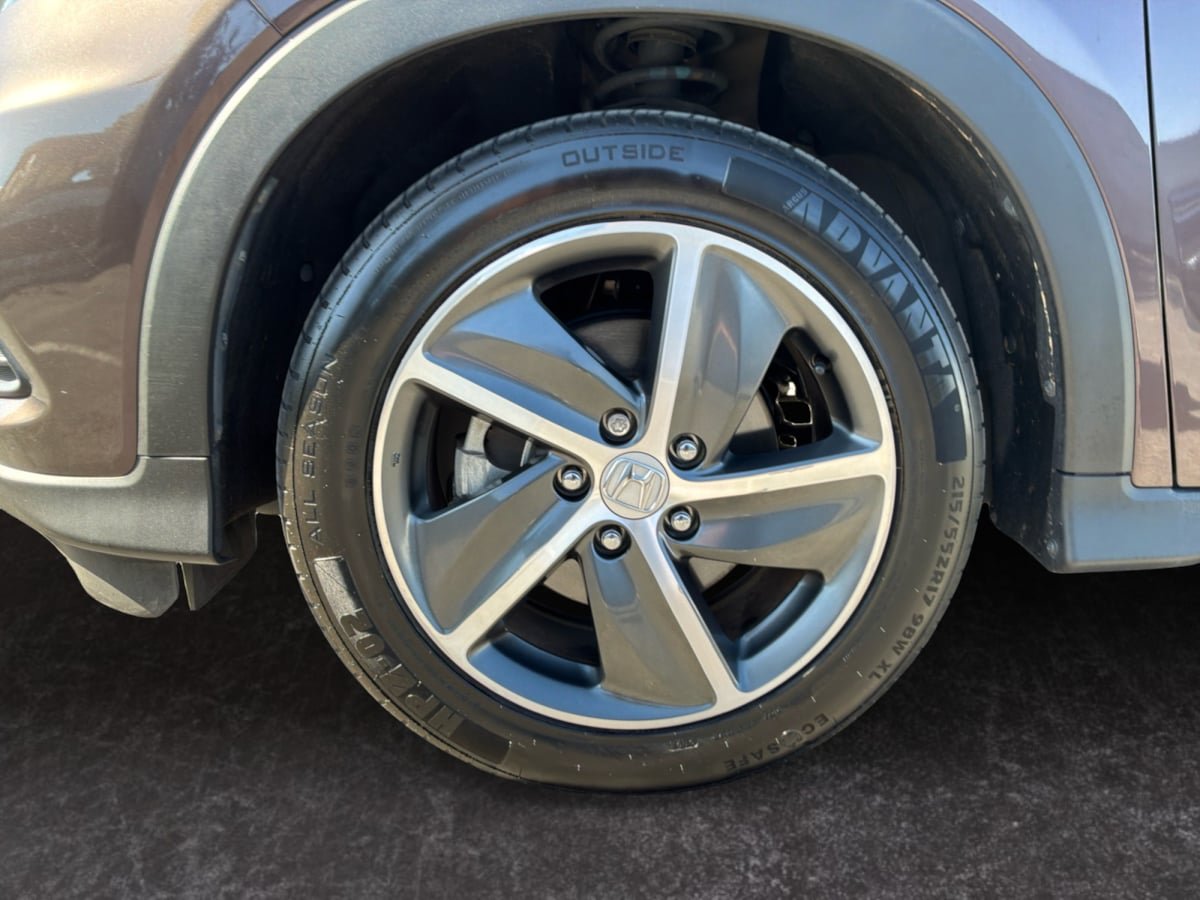 Used 2022 Honda HR-V EX image 9