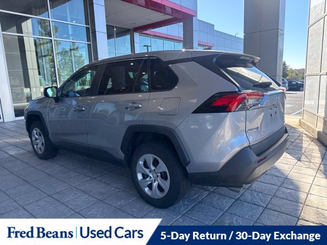 Used 2024 Toyota RAV4 LE AWD/4WD image 20