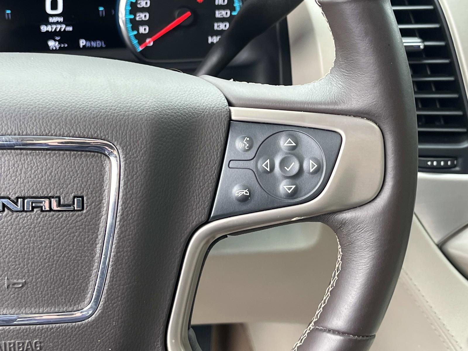 Used 2017 GMC Yukon Denali w/ Open Road Package image 36