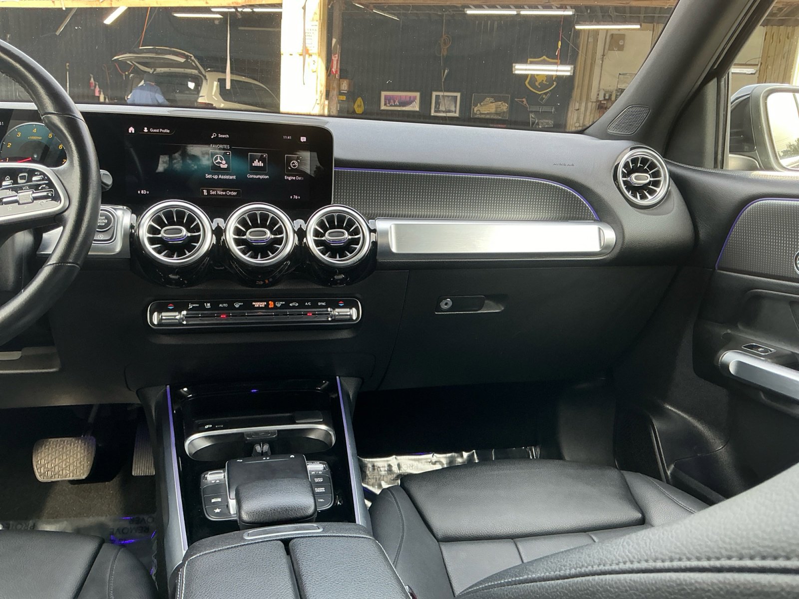 Used 2021 Mercedes-Benz GLB 250 image 16