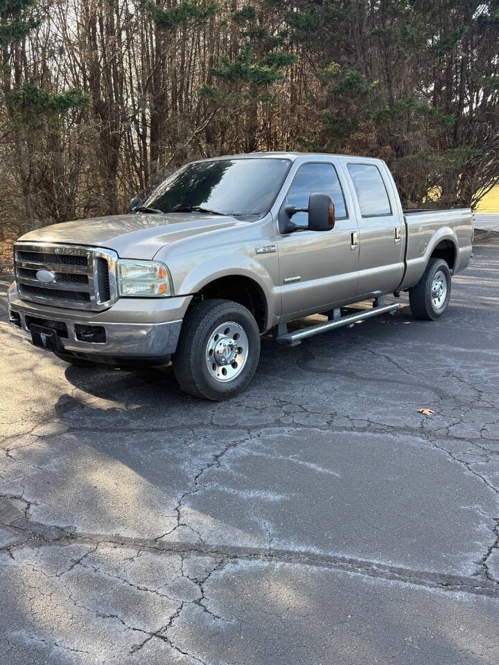 Used 2005 Ford F250 XLT AWD/4WD image 3