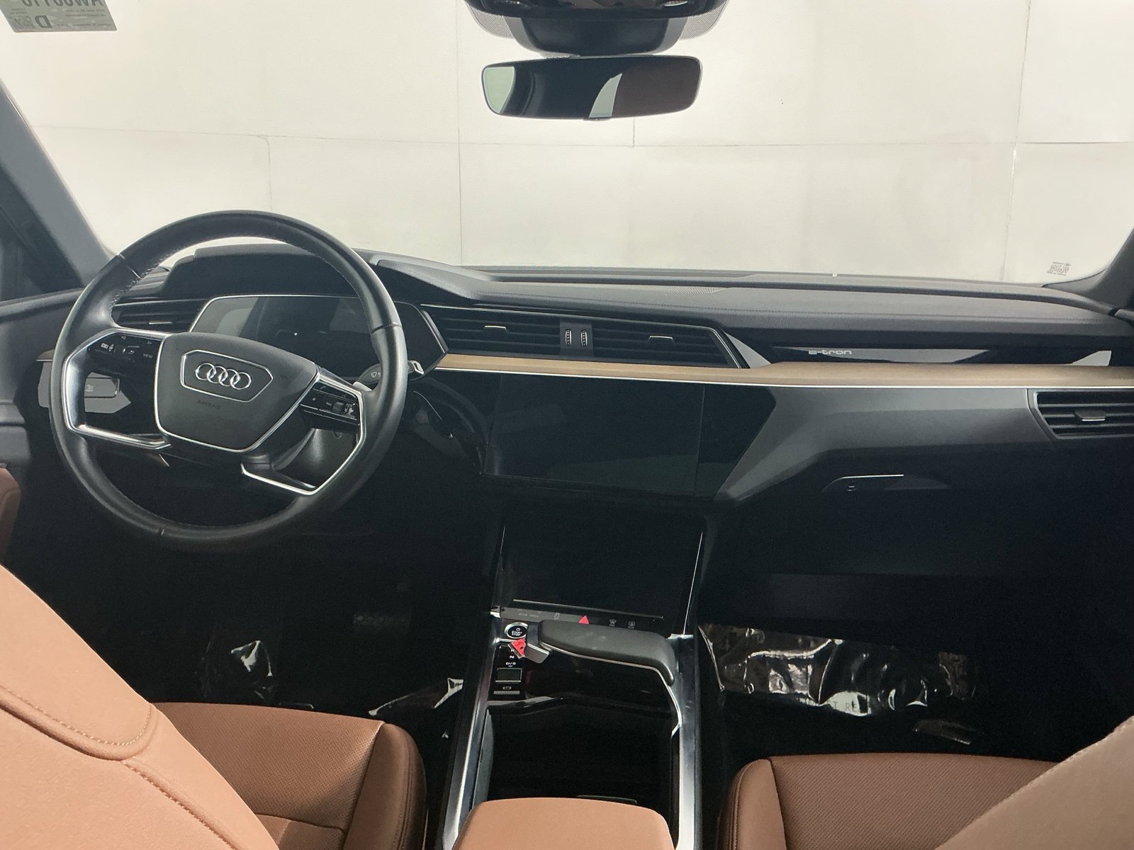 Used 2024 Audi Q8 e-tron Premium Plus w/ Premium Plus Package AWD/4WD image 15
