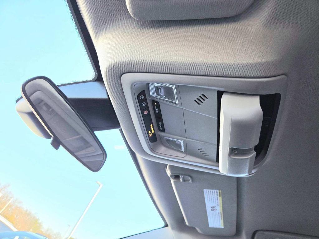 Used 2021 GMC Acadia SLE w/ Driver Convenience Package image 34