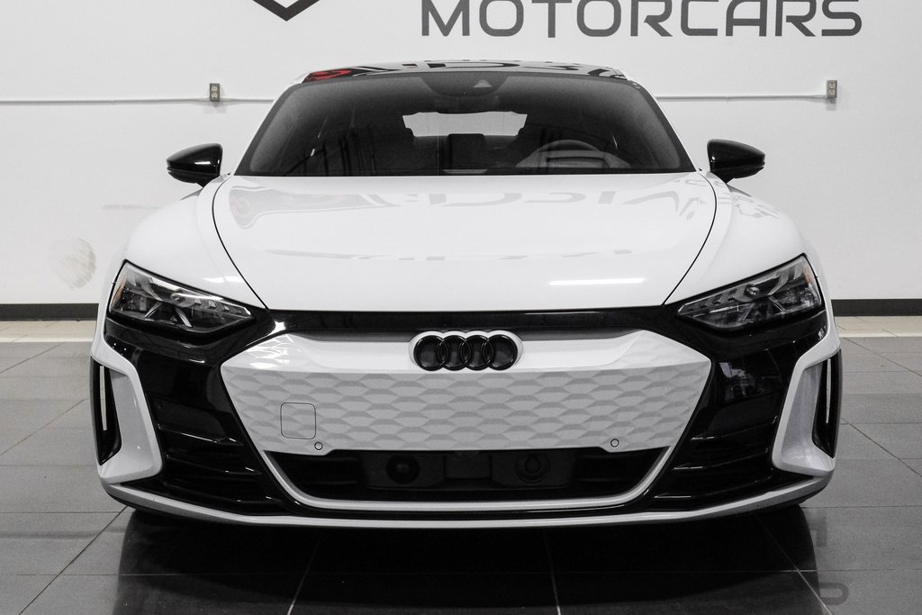 Used 2024 Audi e-tron GT Prestige image 7