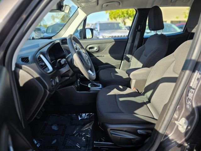 Used 2021 Jeep Renegade Sport image 15