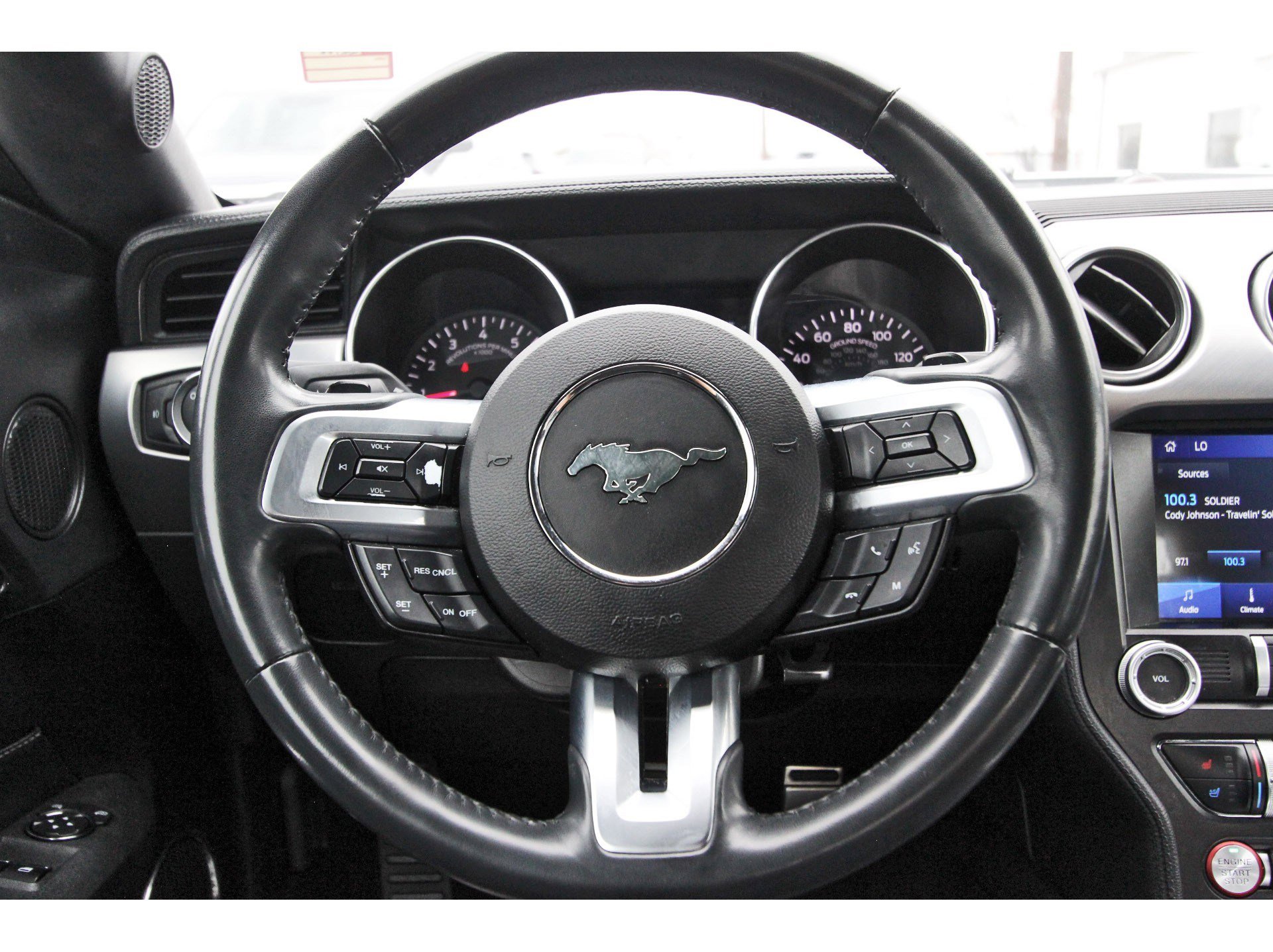Used 2021 Ford Mustang Premium image 16