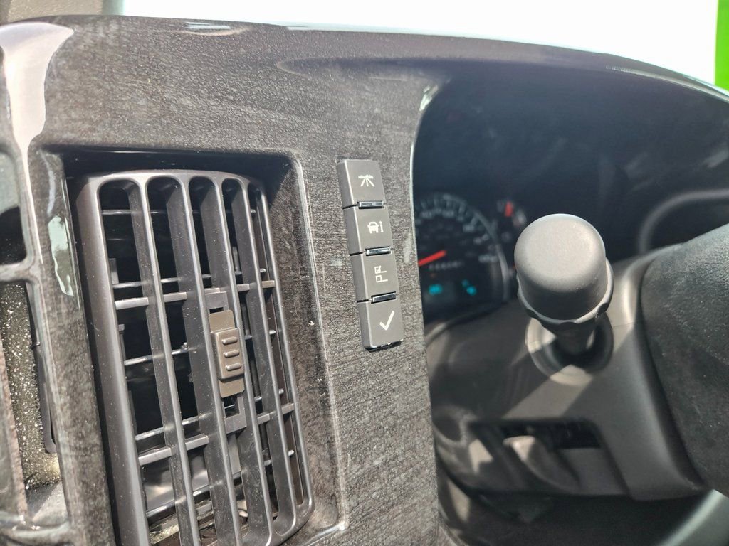 New 2025 GMC Savana 2500 w/ Driver Convenience Package image 19