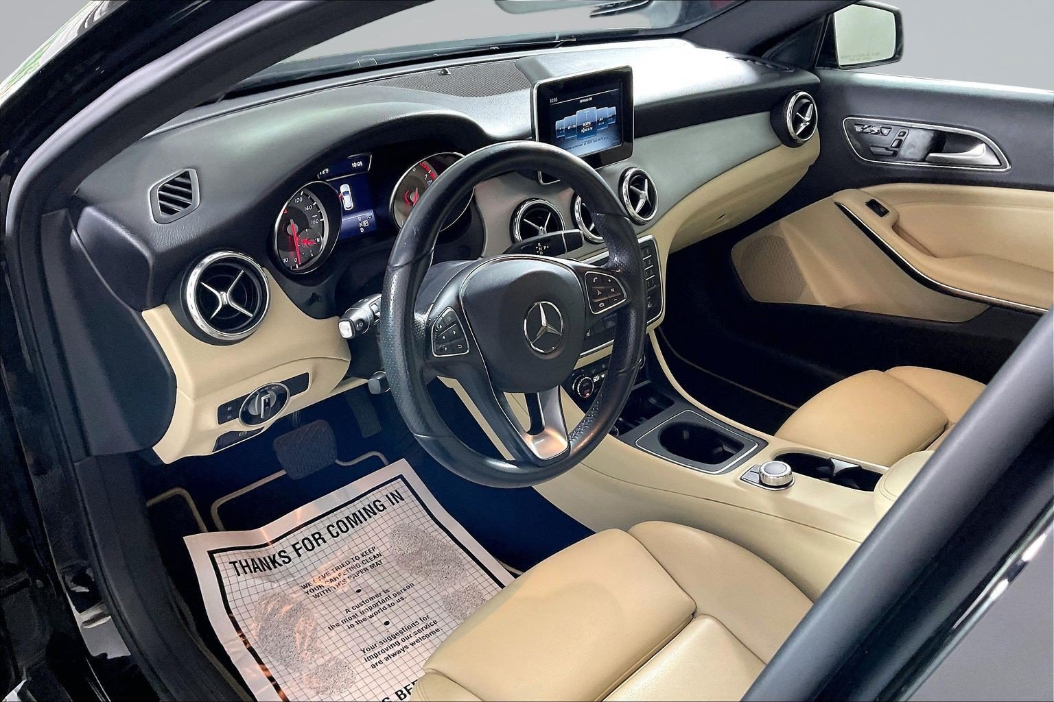 Used 2017 Mercedes-Benz GLA 250 image 14