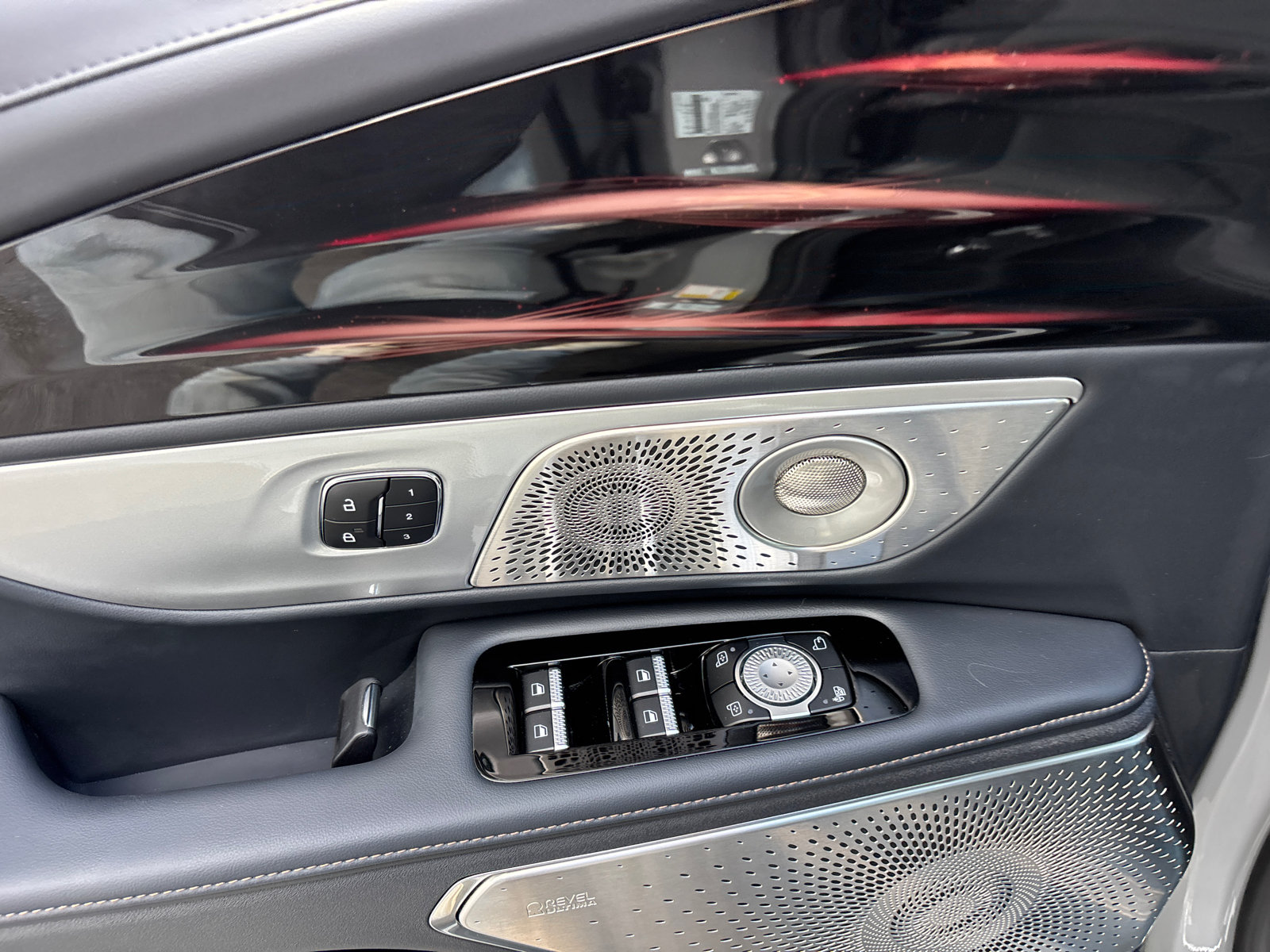 New 2026 Lincoln Nautilus Reserve AWD/4WD image 12
