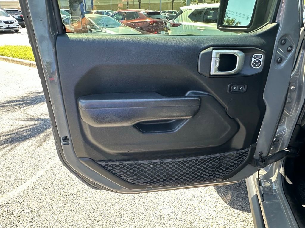 Used 2020 Jeep Wrangler Sport AWD/4WD image 10