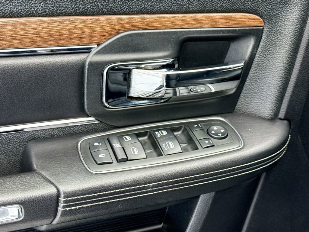 Used 2014 RAM 3500 Laramie image 22