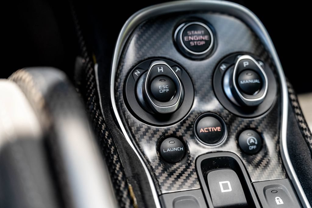Used 2019 McLaren 600LT RWD image 72