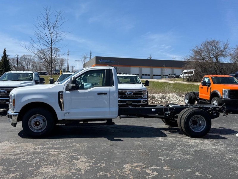 New 2026 Ford F350 XL w/ XL Chrome Package RWD image 7