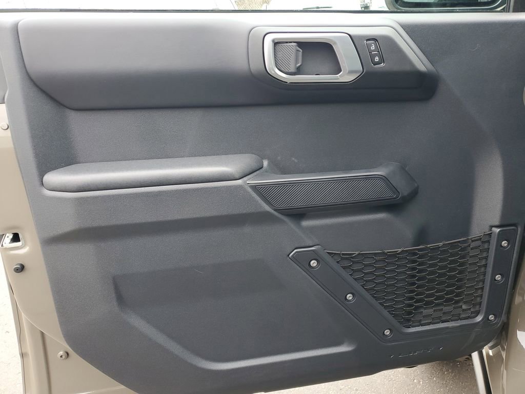 New 2026 Ford Bronco Badlands image 24