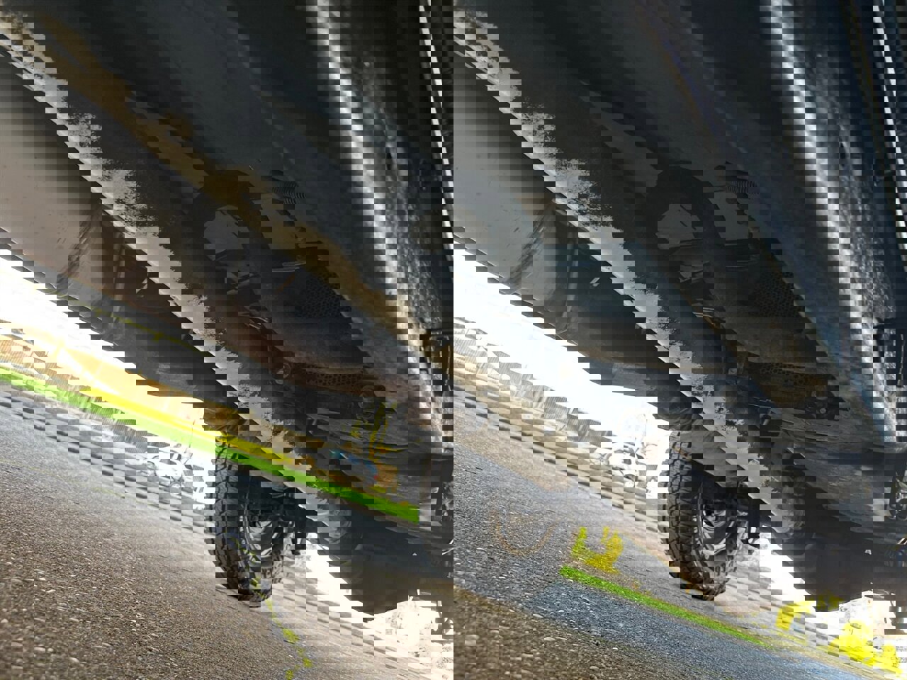 Used 2007 GMC Sierra 2500 SLE w/ Z71 Off-Road Package image 47