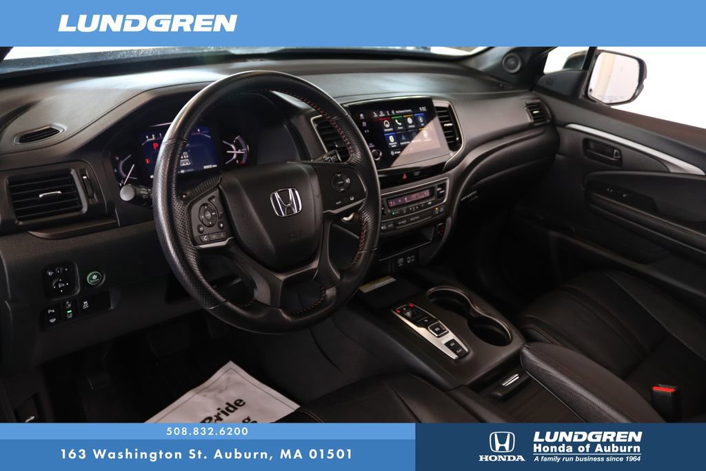 Used 2023 Honda Passport TrailSport image 8