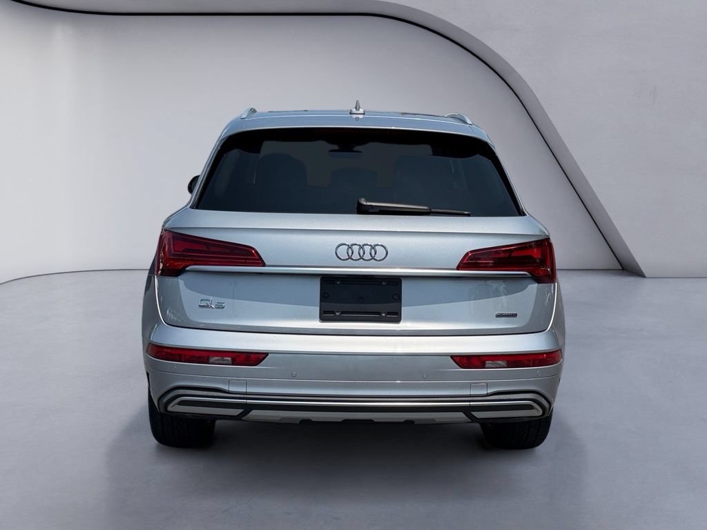 Used 2021 Audi Q5 2.0T Premium Plus w/ Premium Plus Package AWD/4WD image 4