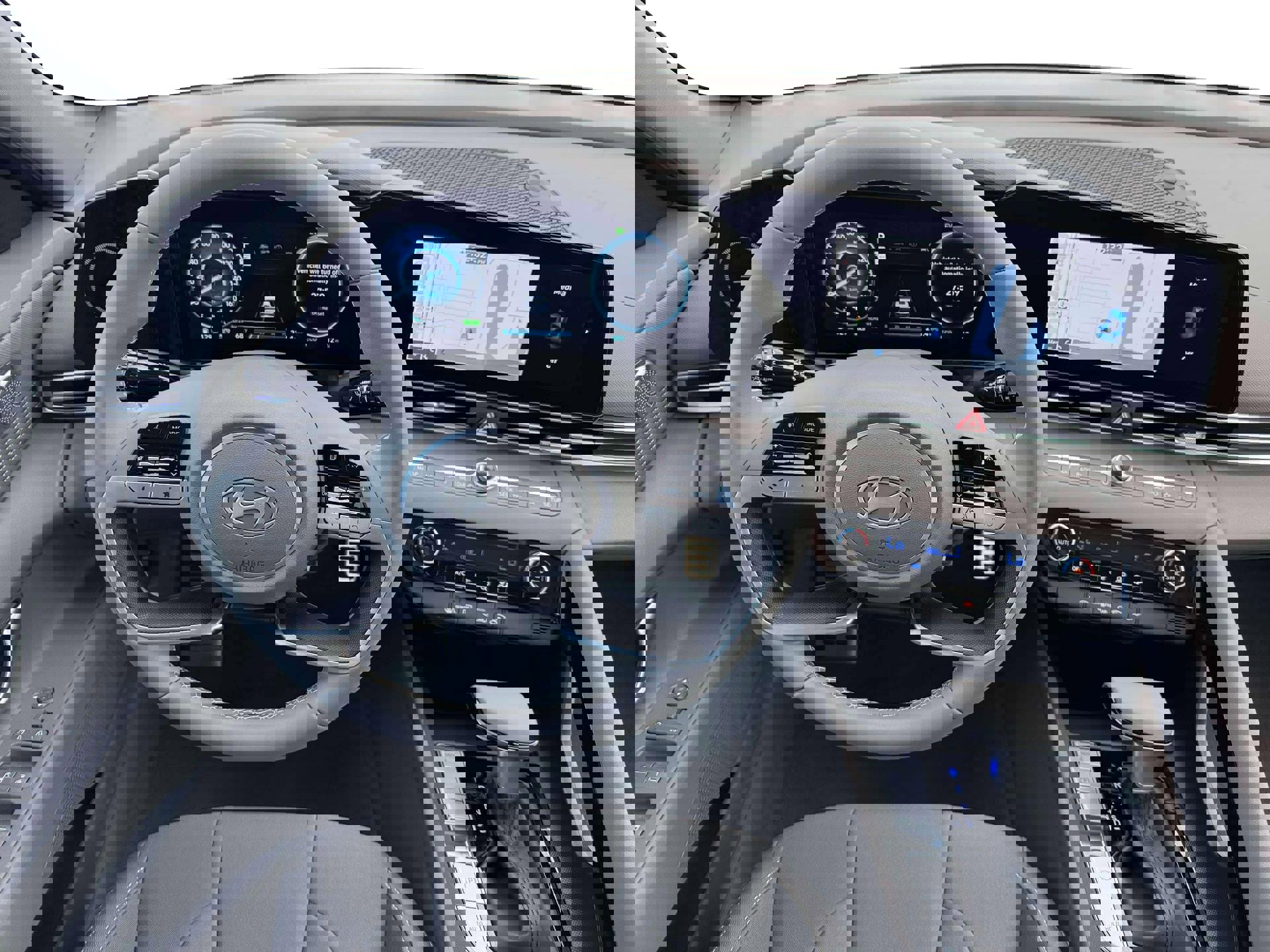 New 2026 Hyundai Elantra Sport FWD image 17