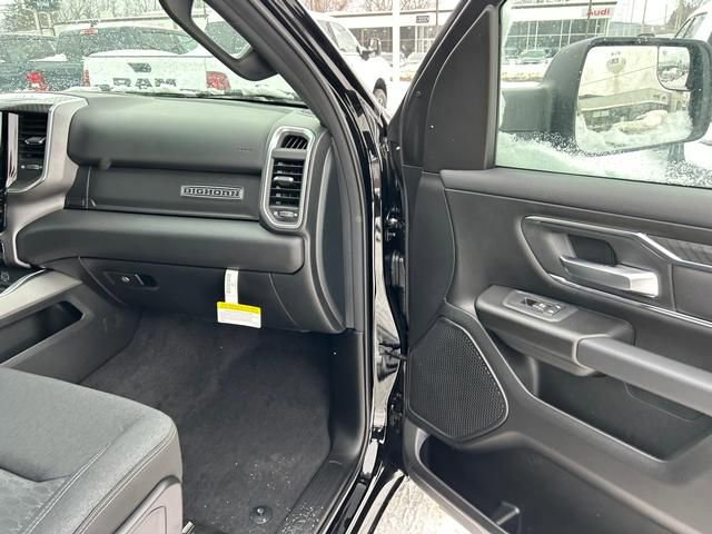 New 2026 RAM 1500 Big Horn AWD/4WD image 30