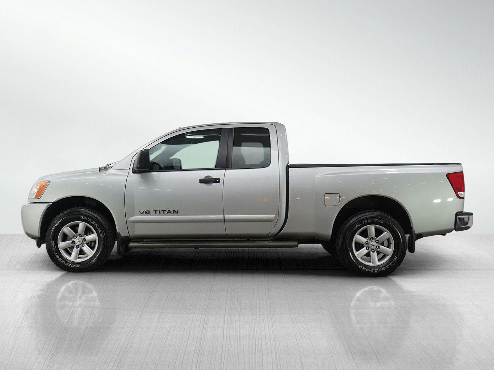 Used 2013 Nissan Titan SV w/ SV Value Truck Pkg image 2