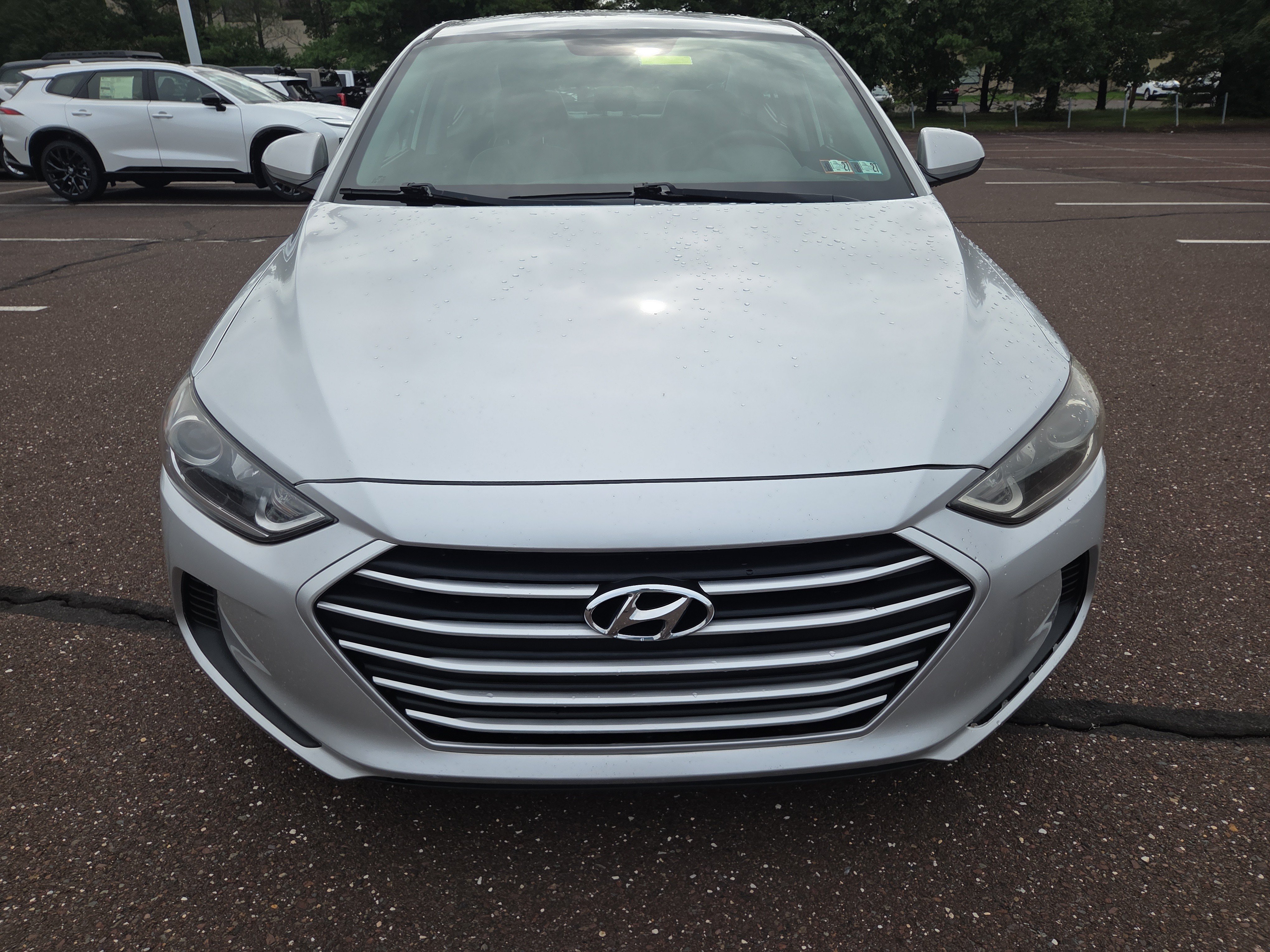 Used 2017 Hyundai Elantra SE FWD image 8
