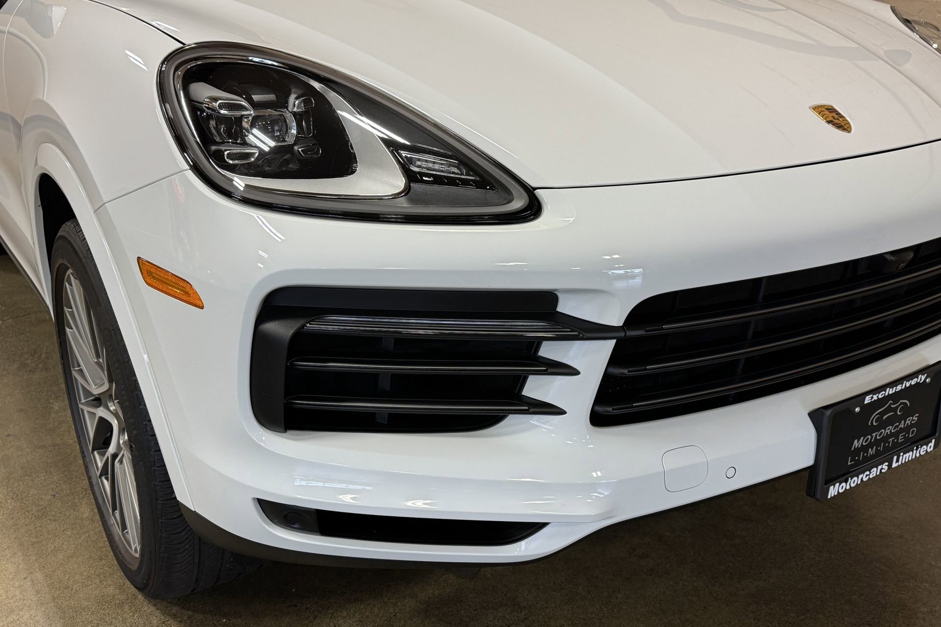 Used 2023 Porsche Cayenne Platinum Edition AWD/4WD image 14